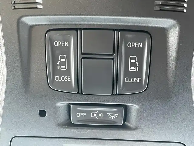 トヨタ ヴェルファイア X 宮城県 2017(平29)年 9.2万km ホワイトパールクリスタルシャイン 両側パワースライドドア　/3列シート８人乗り　/ＡＬＰＩＮＥ11インチナビ　/（フルセグテレビ　CD/DVD　FM/AM　Bluetooth）/純正室内カーテン/ＥＴＣ　/クルーズコントロール　/追突軽減ブレーキ　/横滑り防止/ドライブレコーダー　/ワンオーナー　/保証書/取扱説明書/エンジンスターター/純正アルミホイール