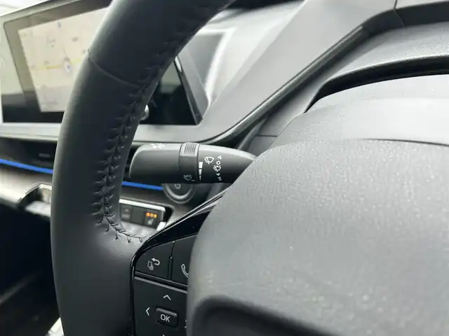 トヨタ プリウス G 愛知県 2025(令7)年 0.2万km アティチュードブラックマイカ ワンオーナー/純正メーカーナビ/バックカメラ/Miracast/レーダークルーズコントロール/レーンディパーチャーアラート/ブラインドスポットモニター/プリクラッシュセーフティー/プロアクティブドライビングアシスト/リアクロストラフィックアラート/後方車両接近告知/クリアランスソナー/リアカメラディテクション/パーキングサポートブレーキ/安心降車アシスト/ステリモ/ハンズフリー