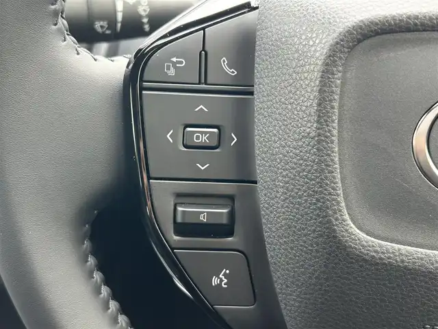 トヨタ プリウス G 愛知県 2025(令7)年 0.2万km アティチュードブラックマイカ ワンオーナー/純正メーカーナビ/バックカメラ/Miracast/レーダークルーズコントロール/レーンディパーチャーアラート/ブラインドスポットモニター/プリクラッシュセーフティー/プロアクティブドライビングアシスト/リアクロストラフィックアラート/後方車両接近告知/クリアランスソナー/リアカメラディテクション/パーキングサポートブレーキ/安心降車アシスト/ステリモ/ハンズフリー