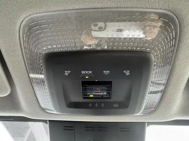 トヨタ プリウス G 愛知県 2025(令7)年 0.2万km アティチュードブラックマイカ ワンオーナー/純正メーカーナビ/バックカメラ/Miracast/レーダークルーズコントロール/レーンディパーチャーアラート/ブラインドスポットモニター/プリクラッシュセーフティー/プロアクティブドライビングアシスト/リアクロストラフィックアラート/後方車両接近告知/クリアランスソナー/リアカメラディテクション/パーキングサポートブレーキ/安心降車アシスト/ステリモ/ハンズフリー