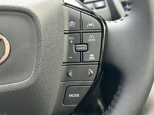 トヨタ プリウス G 愛知県 2025(令7)年 0.2万km アティチュードブラックマイカ ワンオーナー/純正メーカーナビ/バックカメラ/Miracast/レーダークルーズコントロール/レーンディパーチャーアラート/ブラインドスポットモニター/プリクラッシュセーフティー/プロアクティブドライビングアシスト/リアクロストラフィックアラート/後方車両接近告知/クリアランスソナー/リアカメラディテクション/パーキングサポートブレーキ/安心降車アシスト/ステリモ/ハンズフリー