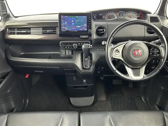 ホンダ Ｎ ＢＯＸ カスタム G L ターボ ホンダセンシング 福岡県 2018(平30)年 4.8万km ミラノレッド 後席モニター　/純正８型ナビ（ＢＴ，フルセグＴＶ）　/バックカメラ　/ビルトインＥＴＣ　/ＡＣＣ　/ホンダセンシング　/衝突軽減ブレーキ　/レーンキープ　/先行車発進お知らせ　/パドルシフト　/純正１５インチＡＷ　/ＬＥＤ