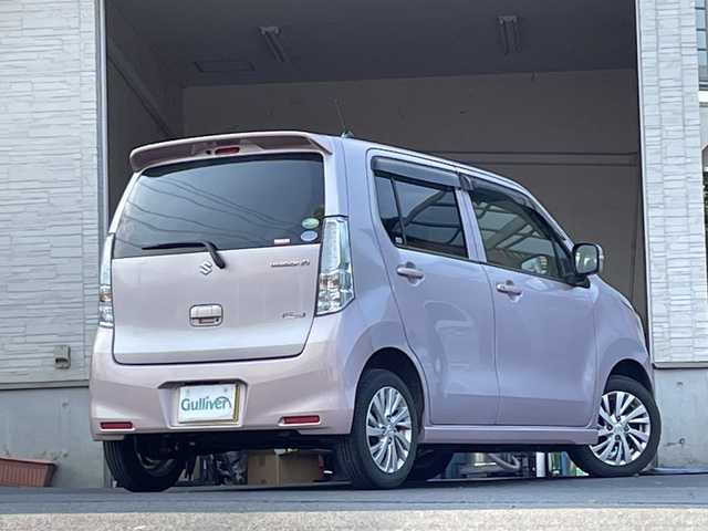 スズキ ワゴンＲ FZ 大分県 2014(平26)年 8.7万km イノセントピンクパールメタリック 純正14インチアルミホイール/純正フロアマット/社外ETC/衝突被害軽減ブレーキ/盗難防止装置/横滑り防止装置/シートヒーター /スマートキー