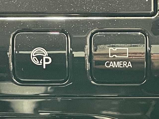 日産 セレナ ハイウェイスターVセレクションⅡ 宮城県 2018(平30)年 8万km ブリリアントホワイトパール 純正ナビ/プロパイロット/クルーズコントロール/オートホールド/全方位車外バックカメラ/ETC/衝突軽減システム/両側パワースライドドア/パワーシート/チップアップシート/３列シート/フリップダウンモニター/ウォークスルー/オートライト/全方位車外バックカメラ/パワーステアリング/パワーウィンドウ/アイドリングストップ