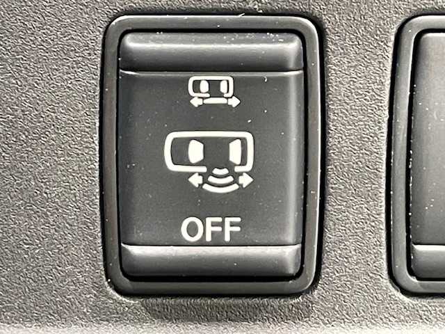 日産 セレナ ハイウェイスターVセレクションⅡ 宮城県 2018(平30)年 8万km ブリリアントホワイトパール 純正ナビ/プロパイロット/クルーズコントロール/オートホールド/全方位車外バックカメラ/ETC/衝突軽減システム/両側パワースライドドア/パワーシート/チップアップシート/３列シート/フリップダウンモニター/ウォークスルー/オートライト/全方位車外バックカメラ/パワーステアリング/パワーウィンドウ/アイドリングストップ