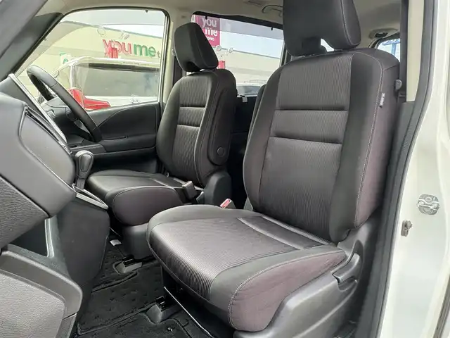 日産 セレナ ハイウェイスターVセレクションⅡ 山口県 2018(平30)年 8万km ブリリアントホワイトパール 9型ナビ フルセグTV CD DVD BT BD/フリップダウンモニター/アラウンドビューモニター/プロパイロット/デジタルインナーミラー/両側パワースライドドア/コーナーセンサー/LEDオートヘッドライト/フォグライト/スマートキー 2個/ドラレコ/ETC/ハンズフリーオートスライドドア/パーキングアシスト/ステアリングリモコン/衝突被害軽減ブレーキ/レーンアシスト/W サイド カーテン エアバッグ/禁煙車