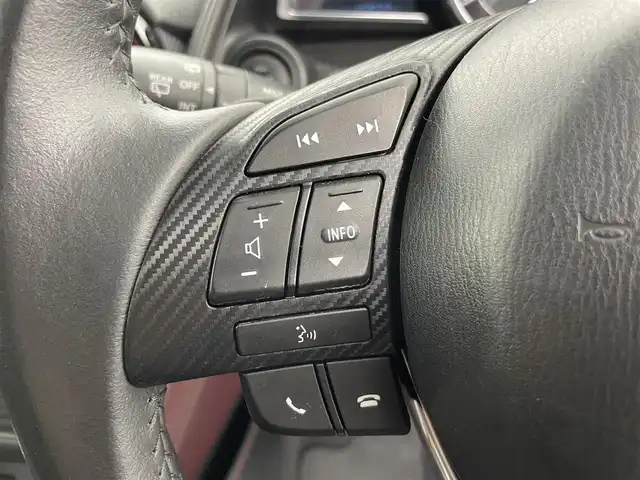 マツダ ＣＸ－３ XD ツーリング 富山県 2016(平28)年 4万km 黒 純正ナビ（AM/FM/CD/DVD/SD/AUX/USB/BT）/フルセグTV/バックカメラ/車線逸脱警報システム/マツダレーダークルーズコントロール/スマートブレーキサポート/ハイビームコントロールシステム/ブラインドスポットモニター/ヘッドアップディスプレイ/ドライブレコーダー前後/ETC/純正18インチAW/パドルシフト/LEDヘッドライト/スマートキー×２/プッシュスタート/アイドリングストップ/社外フロアマット/取扱説明書/保証書