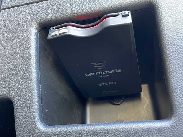 ダイハツ ムーヴ コンテ カスタム X 岩手県 2009(平21)年 7万km パールホワイトⅢ SDナビ/Bluetooth接続/DVD再生機能/ETC2.0/純正AW/フルオートエアコン/キーフリーシステム/フォグランプ/保証書/取扱説明書/前席エアバック