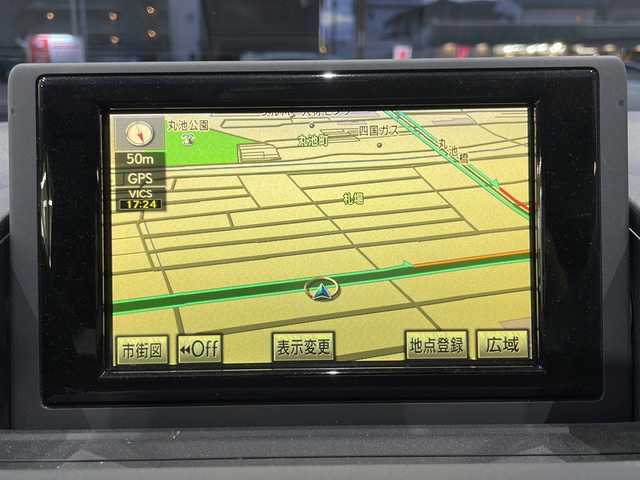 レクサス ＣＴ 200h バージョンL 高知県 2011(平23)年 7.1万km ホワイトパールクリスタルシャイン 純正ナビ/・バックカメラ/・ＣＤ/・ＡＵＸ/・ＵＳＢ/・フルセグTV/サンルーフ/ドラレコ/ＥＴＣ/ＬＥＤヘッドライト/オートライト/パワーシート/メモリー機能付きシート/パドルシフト/純正１７インチＡＷ/コーナーセンサー/純正フロアマット