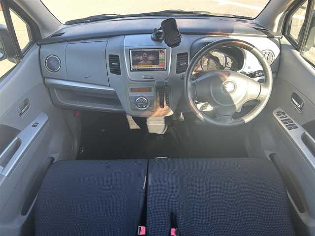 スズキ ワゴンＲ FX－LTDⅡ 岡山県 2009(平21)年 7.7万km シルキーシルバーメタリック 登録時走行距離　76650km/禁煙車/社外SDナビ(NX609)/　(CD/DVD/ワンセグTV/Bluetooth)/バックカメラ/ビルトインETC/ヘッドライトレベライザー/プッシュスタート/スマートキー/スペアキー/純正アルミホイール 14インチ/電動格納ミラー/純正フロアマット/横滑防止装置/盗難防止装置/取扱説明書/保証書