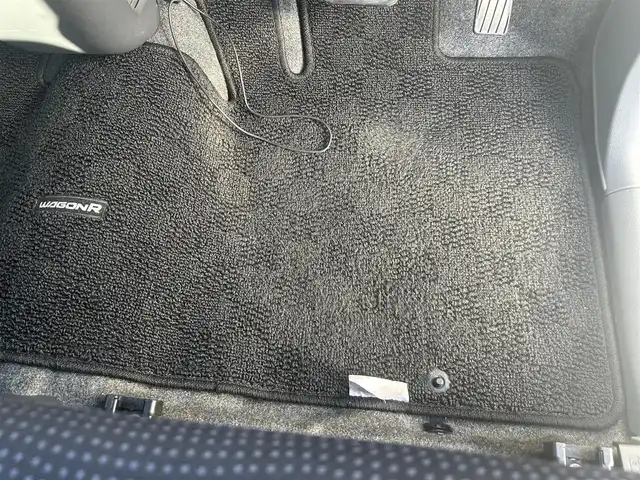 スズキ ワゴンＲ FX－LTDⅡ 岡山県 2009(平21)年 7.7万km シルキーシルバーメタリック 登録時走行距離　76650km/禁煙車/社外SDナビ(NX609)/　(CD/DVD/ワンセグTV/Bluetooth)/バックカメラ/ビルトインETC/ヘッドライトレベライザー/プッシュスタート/スマートキー/スペアキー/純正アルミホイール 14インチ/電動格納ミラー/純正フロアマット/横滑防止装置/盗難防止装置/取扱説明書/保証書