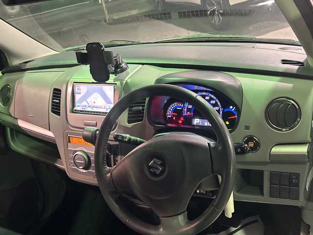 スズキ ワゴンＲ FX－LTDⅡ 京都府 2009(平21)年 7.7万km シルキーシルバーメタリック 禁煙車/社外SDナビ(NX609)/ワンセグテレビ/DVD視聴可能/Bluetooth/バックカメラ/ビルトインETC/プッシュスタート/スマートキー/スペアキー/純正アルミホイール 14インチ/電動格納ミラー/純正フロアマット