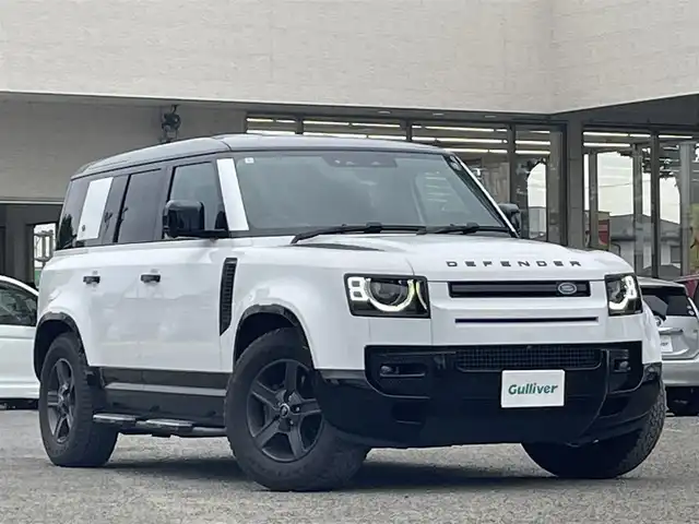 ランドローバー ランドローバー ディフェンダー 110 宮城県 2022(令4)年 6.3万km 白 カラーコード(1AA/1AT)/ワンオーナー/360度カメラ/背面タイヤ/(255/70R18)/アダプティブクルーズコントロール/エアサスペンション車高調整スイッチ/スペアキー×１/3列シート/タッチスクリーンディスプレイ/(ナビ、BT、FM、AM/)/純正アルミサマータイヤ×４/(255/70R18)/純正アルミスタッドレスタイヤ×４/(255/70R18)/フルフラットシート/オートホールド/電動パーキングブレーキ/プッシュスタート/電動格納ミラー/USBポート/オートライト/ダウンヒルアシスト/パワーシートD、N席/ETC２．０/パーキングセンサー/SOSテレマティクス/イモビライザー