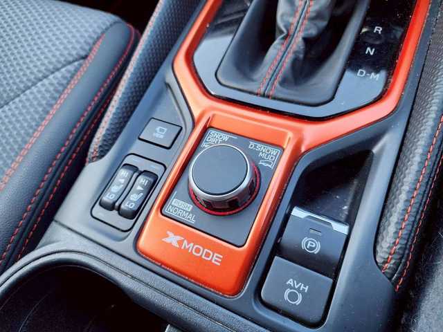 スバル フォレスター ハイブリッド X－ブレイク 埼玉県 2020(令2)年 5.4万km クリスタルホワイトP アイサイト/レーダークルーズコントロール/フロント・リアフォグランプ/シートヒーター/ステアリングヒーター/電動リアゲート/ドラレコ/ETC/社外ナビ/フロアマット