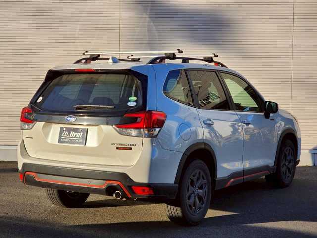 スバル フォレスター ハイブリッド X－ブレイク 埼玉県 2020(令2)年 5.4万km クリスタルホワイトP アイサイト/レーダークルーズコントロール/フロント・リアフォグランプ/シートヒーター/ステアリングヒーター/電動リアゲート/ドラレコ/ETC/社外ナビ/フロアマット