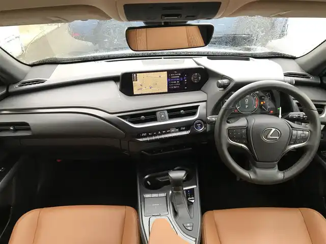 レクサス ＵＸ 250h バージョンC 富山県 2019(令1)年 8.4万km テレーンカーキマイカM 純正ナビ/フルセグＴＶ／Ｂｌｕｅｔｏｏｔｈ/全方位カメラ/レーダークルーズコントロール/プリクラッシュセーフティ/レザーシート／シートヒーター/ステアリングヒーター/ＥＴＣ２．０/コーナーセンサー/スマートキー/プッシュスタート/運転席メモリーシート/運転席&助手席パワーシート/純正AW18インチ/LEDヘッドライト/W＋サイドエアバック/カーテンエアバック