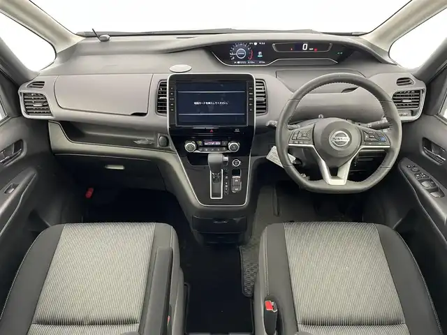 日産 セレナ ハイウェイスター V 埼玉県 2021(令3)年 1万km ダイヤモンドブラック 全方位運転支援システム/360°セーフティアシスト/・エマージェンシーブレーキ/・踏み間違い衝突防止アシスト/・ふらつき警報/・車線逸脱防止支援/・標識検知機能/・ブラインドスポットアシスト/・アダプティブLEDヘッドライトシステム/・プロパイロット/・アラウンドビューモニター/純正ナビ/フルセグTV/ドライブレコーダー/後席モニター/両側パワースライドドア/ＬＥＤヘッドライト/オートライト/16インチ純正アルミホイール/アイドリングストップ/シートバックテーブル/純正フロアマット