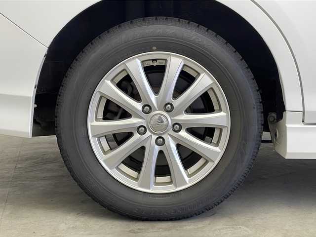 ホンダ ステップワゴン スパーダ 新潟県 2018(平30)年 6.8万km プラチナホワイトパール ターボ/ギャザズ純正ナビ/(VXM-187VFNi)/(CD.DVD.SD.フルセグ.Bluetooth.USB)/フリップダウンモニター/バックカメラ/左側パワースライドドア/ステアリングリモコン/LEDオートライト/フロントドライブレコーダー/オートリトラミラー/ビルトインETC/わくわくゲート/プッシュスタート/スマートキー×2/純正フロアマット/サマータイヤ純正AWセット車載