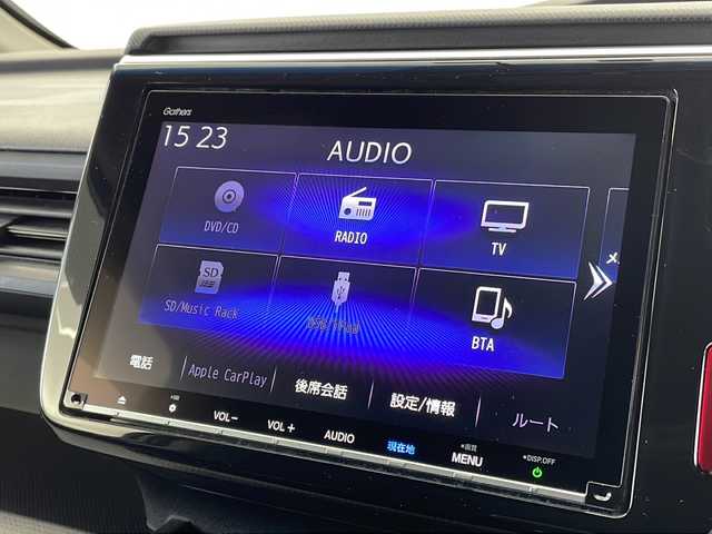 ホンダ ステップワゴン スパーダ 新潟県 2018(平30)年 6.8万km プラチナホワイトパール ターボ/ギャザズ純正ナビ/(VXM-187VFNi)/(CD.DVD.SD.フルセグ.Bluetooth.USB)/フリップダウンモニター/バックカメラ/左側パワースライドドア/ステアリングリモコン/LEDオートライト/フロントドライブレコーダー/オートリトラミラー/ビルトインETC/わくわくゲート/プッシュスタート/スマートキー×2/純正フロアマット/サマータイヤ純正AWセット車載