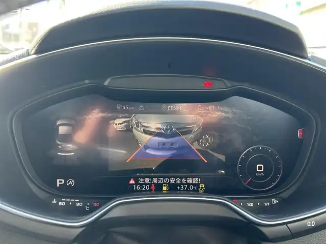 アウディ ＴＴクーペ 2．0 TFSI 福岡県 2016(平28)年 8.4万km ミトスブラックメタリック アシスタンスパッケージ/　・クルーズコントロール/　・ホールドアシスト/　・パーキングシステム（フロント・リア）/　・リアビューカメラ/マトリクスヘットライト/シーケンシェルウインカー/バーチャルコックピット/純正メーカーナビ（BT・AM・FM・CD）/電動リアスポイラー/アウディパーキングシステム/ドライブセレクト（エフィシャンシ・コンフォート・オート・ダイナミック・カスタム）/パドルシフト/アイドリングストップ/ウインカーミラー/USB入力端子/純正フロアマット/純正アルミホイール/LEDヘッドライト/オートライト/スマートキー/オートエアコン/プッシュスタートボタン/横滑り防止装置/盗難防止装置/カーテンエアバック
