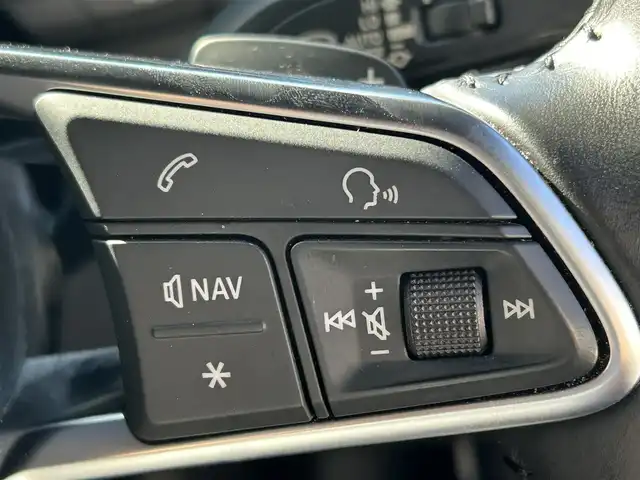 アウディ ＴＴクーペ 2．0 TFSI 福岡県 2016(平28)年 8.4万km ミトスブラックメタリック アシスタンスパッケージ/　・クルーズコントロール/　・ホールドアシスト/　・パーキングシステム（フロント・リア）/　・リアビューカメラ/マトリクスヘットライト/シーケンシェルウインカー/バーチャルコックピット/純正メーカーナビ（BT・AM・FM・CD）/電動リアスポイラー/アウディパーキングシステム/ドライブセレクト（エフィシャンシ・コンフォート・オート・ダイナミック・カスタム）/パドルシフト/アイドリングストップ/ウインカーミラー/USB入力端子/純正フロアマット/純正アルミホイール/LEDヘッドライト/オートライト/スマートキー/オートエアコン/プッシュスタートボタン/横滑り防止装置/盗難防止装置/カーテンエアバック