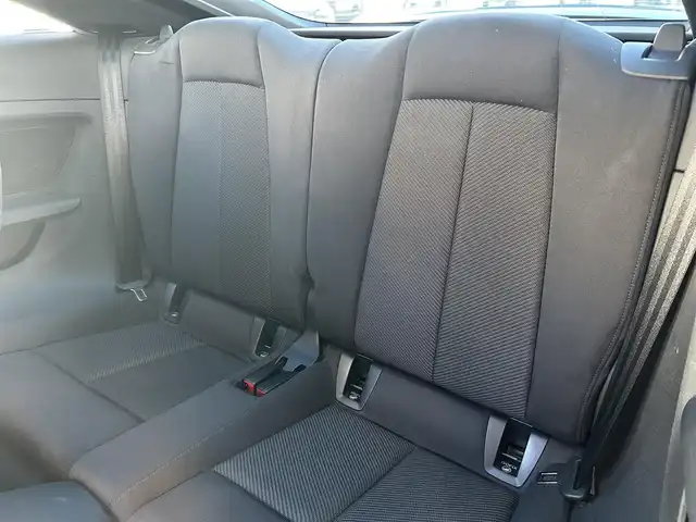 アウディ ＴＴクーペ 2．0 TFSI 福岡県 2016(平28)年 8.4万km ミトスブラックメタリック アシスタンスパッケージ/　・クルーズコントロール/　・ホールドアシスト/　・パーキングシステム（フロント・リア）/　・リアビューカメラ/マトリクスヘットライト/シーケンシェルウインカー/バーチャルコックピット/純正メーカーナビ（BT・AM・FM・CD）/電動リアスポイラー/アウディパーキングシステム/ドライブセレクト（エフィシャンシ・コンフォート・オート・ダイナミック・カスタム）/パドルシフト/アイドリングストップ/ウインカーミラー/USB入力端子/純正フロアマット/純正アルミホイール/LEDヘッドライト/オートライト/スマートキー/オートエアコン/プッシュスタートボタン/横滑り防止装置/盗難防止装置/カーテンエアバック