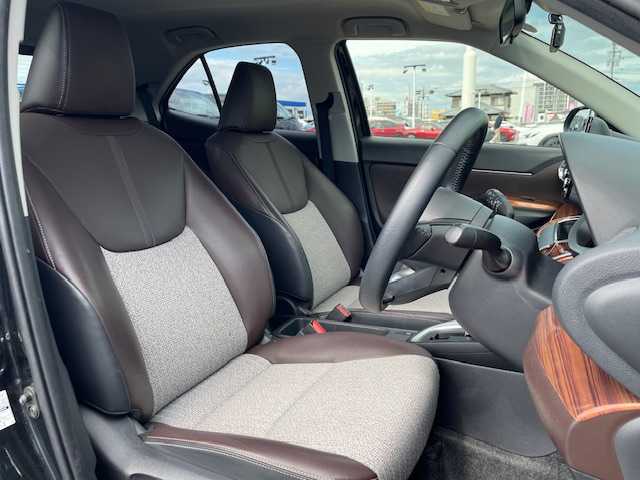 トヨタ ヤリスクロス Z 長崎県 2021(令3)年 4万km ブラックマイカ ワンオーナー/純正ディスプレイオーディオ/USB/BT/Mira cast/バックカメラ/モデリスタエアロ/ハーフレザーシート/D席パワーシート/前席シートヒーター/トヨタセーフティセンス/レーダークルーズコントロール/レーンキープアシスト/ドライブレコーダー前後/LEDヘッドライト/オートマチックハイビーム/ビルトインETC