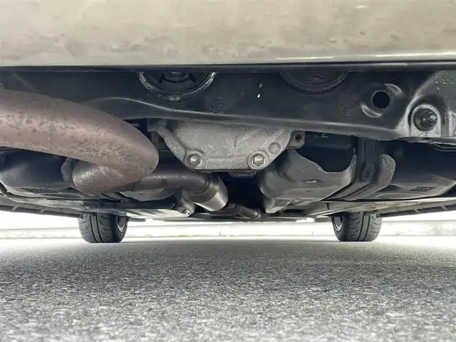 トヨタ ８６ GT 滋賀県 2013(平25)年 4.9万km サテンホワイトパール TRDエアロ/TRDマフラー/TRDタワーバー/TOM`Sテールライト/BRIDEセミバケットシート/純正ナビ/(Bluetooth/フルセグ/CD/DVD)/前後ドライブレコーダー/LEDオートライト/純正フロアマット/ドアバイザー/スペアキー
