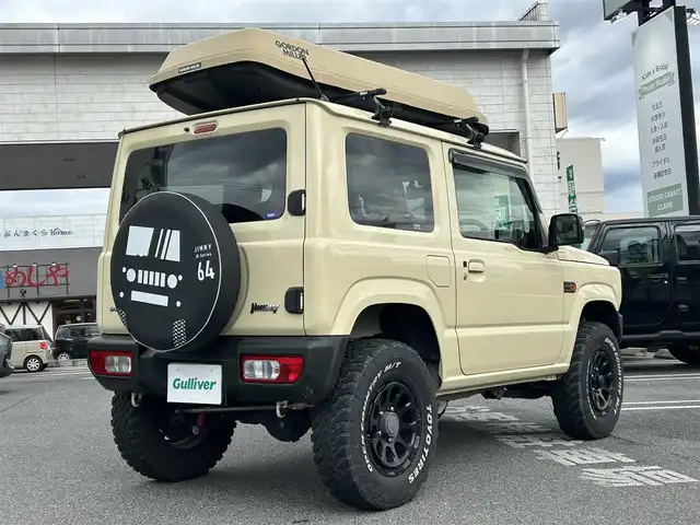 スズキ ジムニー XC 奈良県 2020(令2)年 5.4万km シフォンアイボリーM ワンオーナー/社外ディスプレイオーディオ/（FN－9400DVS）/ルーフラック/（THVCE）/ルーフコンテナ/（GORDON MICCER）/リフトアップ/社外17インチAW/（RARM）/純正AWあり/（スタットレス）/ハンドルカバー/（MOMO）/背面タイヤカバー/純正フロアマット/純正ドアバイザー/シートヒーター/ETC/ドラレコ/保証書/取扱説明書