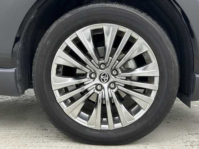 トヨタ ハリアー ハイブリッド Z レザーパッケージ 千葉県 2021(令3)年 5.1万km ブラック JBLサウンド/ヘッドアップディスプレイ/デジタルインナーミラー/パノラミックビューモニター/Toyota Safety Sense	/・プリクラッシュセーフティ		/・レーントレーシングアシスト		/・レーダークルーズコントロール		/・オートマチックハイビーム		/・ブラインドスポットモニター/・クリアランスソナー/本革シート/純正12.3型DAナビ/・BT.USB.AUX.Miracast/フルセグTV/前席パワーシート/パワーバックドア/前席シートヒーター/前席エアシート/ステアリングヒーター/革巻ステアリング/ステアリングスイッチ/LEDヘッドライト/LEDフォグランプ/電動パーキングブレーキ/純正ドライブレコーダー（F）/ビルトインETC2.0/プッシュスタート/スマートキー×2/純正フロアマット/純正19inAW/横滑り防止装置
