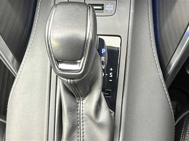 トヨタ ハリアー ハイブリッド Z レザーパッケージ 千葉県 2021(令3)年 5.1万km ブラック JBLサウンド/ヘッドアップディスプレイ/デジタルインナーミラー/パノラミックビューモニター/Toyota Safety Sense	/・プリクラッシュセーフティ		/・レーントレーシングアシスト		/・レーダークルーズコントロール		/・オートマチックハイビーム		/・ブラインドスポットモニター/・クリアランスソナー/本革シート/純正12.3型DAナビ/・BT.USB.AUX.Miracast/フルセグTV/前席パワーシート/パワーバックドア/前席シートヒーター/前席エアシート/ステアリングヒーター/革巻ステアリング/ステアリングスイッチ/LEDヘッドライト/LEDフォグランプ/電動パーキングブレーキ/純正ドライブレコーダー（F）/ビルトインETC2.0/プッシュスタート/スマートキー×2/純正フロアマット/純正19inAW/横滑り防止装置