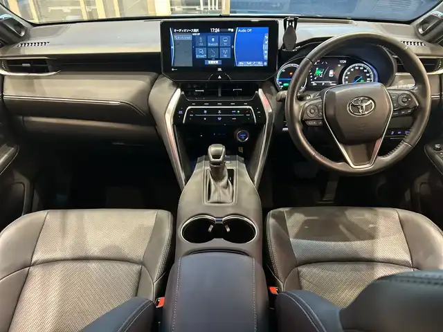 トヨタ ハリアー ハイブリッド Z レザーパッケージ 埼玉県 2021(令3)年 5.2万km ブラック Toyota Safety Sense	/純正12.3インチメモリナビ/　　BT/USB/AUX/Miracast/パノラミックビューモニター/JBLサウンド/ヘッドアップディスプレイ/デジタルインナーミラー/本革シート/前席シートヒーター/前席エアシート/前席パワーシート/パワーバックドア/LEDオートライト/ステアリングヒーター/ブラインドスポットモニター/クリアランスソナー/純正ドライブレコーダー/純正19インチアルミホイール/ビルトインETC2.0/スマートキー×2/禁煙車