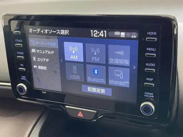 トヨタ ヤリスクロス ハイブリッド Z 愛知県 2022(令4)年 2.2万km ブラックマイカ/ベージュ 2トーン 純正8型ディスプレイナビ　ミラキャスト　Bluetooth　ハーフレザー　シートヒーター　バックカメラ　前後ドラレコ　セーフティセンス　衝突軽減　追従クルコン　車線逸脱　ＬＥＤオートライト　フォグ　コーナーセンサー　パワーシート　ツートンカラー　ワンオナ　保証書　取説　禁煙車