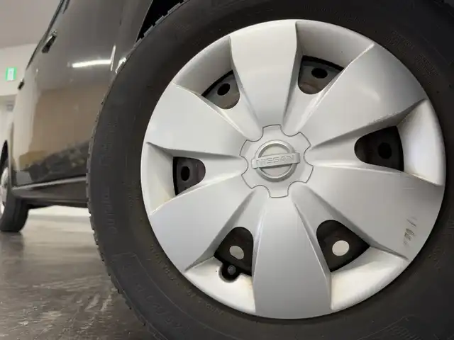 日産 モコ S 三重県 2012(平24)年 9.7万km アーバンブラウン ガソリン/FF/インパネCVT/カロッツェリア 6.1インチ『楽ナビ Lite』 AVIC-MRZ66/（FM/AM/TV/Bluetooth/CD/DVD/microSD/AUX/USB/iPod）/ETC/安全/・ABS（電子制動力配分制御付）/・ブレーキアシスト/・運転席・助手席エアバッグ/装備/・キーレスエントリー（リモコンキーx1）/・マニュアルエアコン/・電動格納ドアミラー/・パワーステアリング/・パワーウインドウ（全ドア）/・ベンチシート/・純正ドアバイザー/・フロアマット/・集中式ドアロック/・純正ホイールキャップ＋13インチスチールホイール/・予備メカニカルキーx1