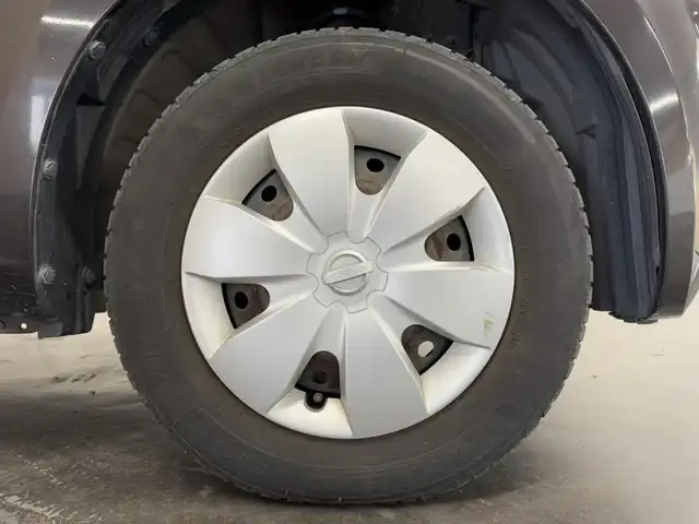 日産 モコ S 三重県 2012(平24)年 9.7万km アーバンブラウン ガソリン/FF/インパネCVT/カロッツェリア 6.1インチ『楽ナビ Lite』 AVIC-MRZ66/（FM/AM/TV/Bluetooth/CD/DVD/microSD/AUX/USB/iPod）/ETC/安全/・ABS（電子制動力配分制御付）/・ブレーキアシスト/・運転席・助手席エアバッグ/装備/・キーレスエントリー（リモコンキーx1）/・マニュアルエアコン/・電動格納ドアミラー/・パワーステアリング/・パワーウインドウ（全ドア）/・ベンチシート/・純正ドアバイザー/・フロアマット/・集中式ドアロック/・純正ホイールキャップ＋13インチスチールホイール/・予備メカニカルキーx1