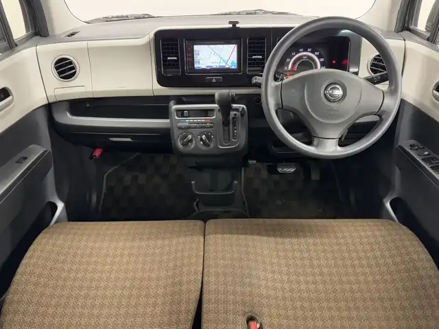 日産 モコ S 三重県 2012(平24)年 9.7万km アーバンブラウン ガソリン/FF/インパネCVT/カロッツェリア 6.1インチ『楽ナビ Lite』 AVIC-MRZ66/（FM/AM/TV/Bluetooth/CD/DVD/microSD/AUX/USB/iPod）/ETC/安全/・ABS（電子制動力配分制御付）/・ブレーキアシスト/・運転席・助手席エアバッグ/装備/・キーレスエントリー（リモコンキーx1）/・マニュアルエアコン/・電動格納ドアミラー/・パワーステアリング/・パワーウインドウ（全ドア）/・ベンチシート/・純正ドアバイザー/・フロアマット/・集中式ドアロック/・純正ホイールキャップ＋13インチスチールホイール/・予備メカニカルキーx1