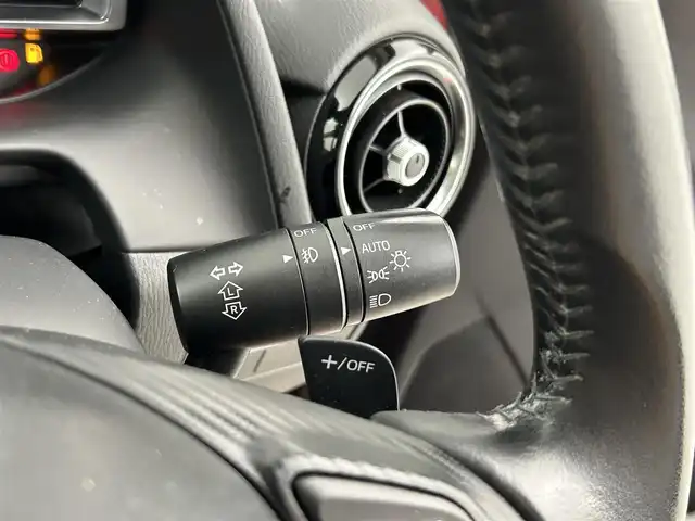 マツダ デミオ XD ツーリング 福岡県 2015(平27)年 7.3万km ソウルレッドプレミアムメタリック 純正ナビ（ＢＴ，フルセグＴＶ）　/バックカメラ　/ＥＴＣ　/３６０°ドライブレコーダー　/クルーズコントロール　/衝突軽減ブレーキ　/踏み間違い防止　/アイドリングストップ　/パドルシフト　/純正１６インチＡＷ　/ＬＥＤ