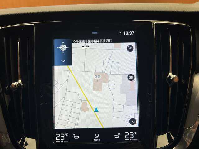 ボルボ Ｖ６０ T5 モメンタム 千葉県 2018(平30)年 5.6万km フュージョンレッドM レザーＰＫＧ　/ＡＣＣ　/黒革　/ナビ　/Ｂｌｕｅｔｏｏｔｈ接続　/Ｂカメラ　/シートヒーター　/電動リアゲート　/アクティブパーキング　/ＬＥＤヘッドライト衝突軽減Ｂ　/ＬＫＡ　/ＢＳＭ　/禁煙車　/ドラレコ　/ＥＴＣ