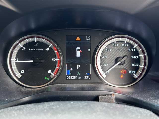 三菱 デリカＤ：５ P 滋賀県 2022(令4)年 2.6万km ホワイトダイヤモンド 禁煙車/ＡＬＰＩＮＥ１１インチナビ(フルセグ/HDMI/USB/AppleCarPlay/Bluetooth)/ＡＬＰＩＮＥ後席モニター/ＢＳＭ/全方位カメラ/両側電動ドア/ステアリングヒーター/前席シートヒーター/運転席パワーシート/レーダークルーズコントロール/パワーバックドア/ＥＴＣ/パドルシフト/オートライト/オートハイビーム/レーンキープアシスト/衝突軽減システム/電子パーキング/オートホールドブレーキ/プッシュスタート/スマートキー×2