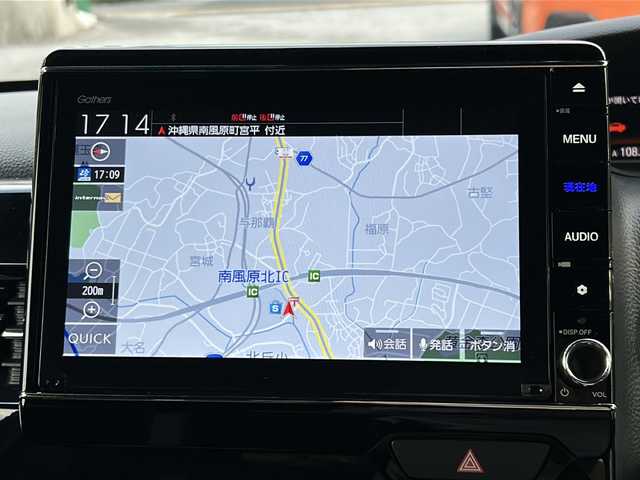 ホンダ Ｎ ＢＯＸ カスタム L ターボ 沖縄県 2021(令3)年 3.8万km プラチナホワイトパール 純正８インチナビ/（ＡＭ／ＦＭ／ＣＤ／ＤＶＤ／ＢＴ）　/フルセグＴＶ　/バックモニター　/ホンダセンシング　/両側パワスラ　/純正１５インチＡＷ　/ドラレコ　ＥＴＣ　/クルコン　/オートライト　/スマートキー/プッシュスタート/純正フロアマット/LEDヘッドライト