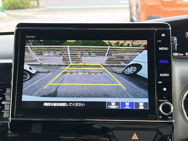 ホンダ Ｎ ＢＯＸ カスタム L ターボ 沖縄県 2021(令3)年 3.8万km プラチナホワイトパール 純正８インチナビ/（ＡＭ／ＦＭ／ＣＤ／ＤＶＤ／ＢＴ）　/フルセグＴＶ　/バックモニター　/ホンダセンシング　/両側パワスラ　/純正１５インチＡＷ　/ドラレコ　ＥＴＣ　/クルコン　/オートライト　/スマートキー/プッシュスタート/純正フロアマット/LEDヘッドライト