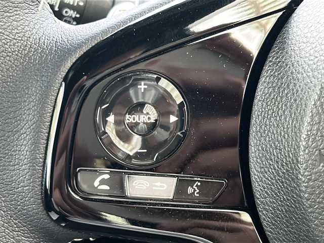 ホンダ Ｎ ＢＯＸ カスタム L ターボ 沖縄県 2021(令3)年 3.8万km プラチナホワイトパール 純正８インチナビ/（ＡＭ／ＦＭ／ＣＤ／ＤＶＤ／ＢＴ）　/フルセグＴＶ　/バックモニター　/ホンダセンシング　/両側パワスラ　/純正１５インチＡＷ　/ドラレコ　ＥＴＣ　/クルコン　/オートライト　/スマートキー/プッシュスタート/純正フロアマット/LEDヘッドライト