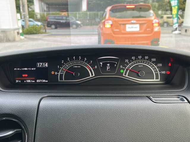 ホンダ Ｎ ＢＯＸ カスタム L ターボ 沖縄県 2021(令3)年 3.8万km プラチナホワイトパール 純正８インチナビ/（ＡＭ／ＦＭ／ＣＤ／ＤＶＤ／ＢＴ）　/フルセグＴＶ　/バックモニター　/ホンダセンシング　/両側パワスラ　/純正１５インチＡＷ　/ドラレコ　ＥＴＣ　/クルコン　/オートライト　/スマートキー/プッシュスタート/純正フロアマット/LEDヘッドライト