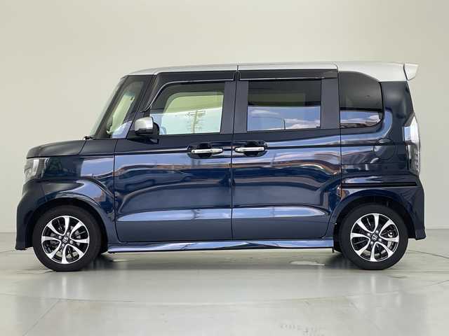 ホンダ Ｎ ＢＯＸ カスタム L コーディネートスタイル 愛知県 2023(令5)年 0.9万km ミッドナイトブルービームM オプションメモリナビ/（DTV/Bluetooth）/衝突軽減/レーンキープアシスト/先行車発進検知/コーナーセンサー/追従機能付きクルーズコントロール/バックカメラ/ETC/両側パワースライドドア/レザーシート/シートヒーター/シーケンシャルウィンカー/LEDヘッドライト/フォグランプ/ウィンカーミラー/電格ミラー/ドアバイザー