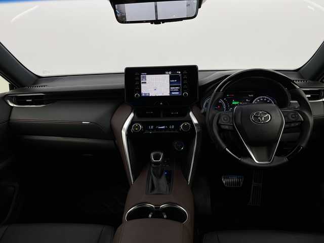 トヨタ ハリアー ハイブリッド G 新潟県 2020(令2)年 4.7万km ブラック ディスプレイオーディオ/BT/バックカメラ/ETC/AUX/ハーフレザー/クルコン/スペアキー1本/ドライブレコーダー/純正アルミ18インチ/衝突軽減システム/レーンキープアシスト/コーナーセンサー/フロアマット