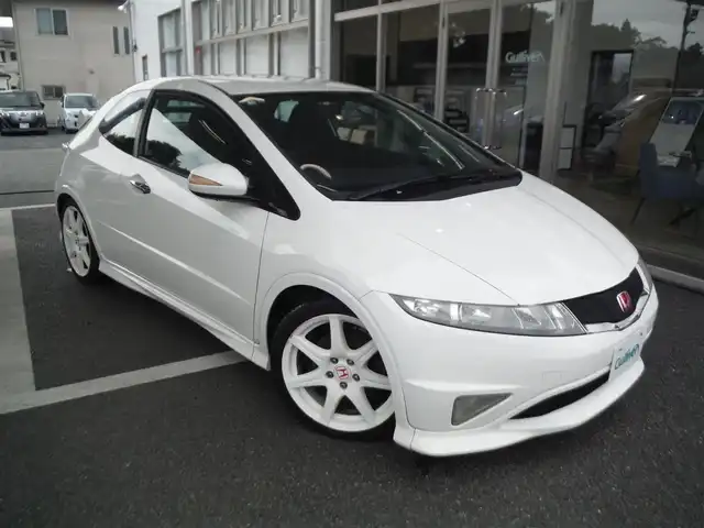 ホンダ シビック タイプR ユーロ 東京都 2010(平22)年 17.6万km チャンピオンシップホワイト 保証書・取説あり/プッシュスタート/純正CD・AUX/社外デジタルインナーミラー/　バックカメラ/ETC/キセノンライト/ミラーヒーター/パーキングセンサー/キーレスキー×2個