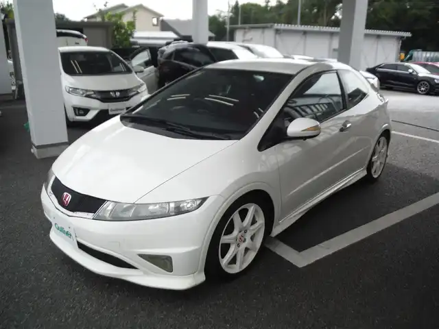ホンダ シビック タイプR ユーロ 東京都 2010(平22)年 17.6万km チャンピオンシップホワイト 保証書・取説あり/プッシュスタート/純正CD・AUX/社外デジタルインナーミラー/　バックカメラ/ETC/キセノンライト/ミラーヒーター/パーキングセンサー/キーレスキー×2個