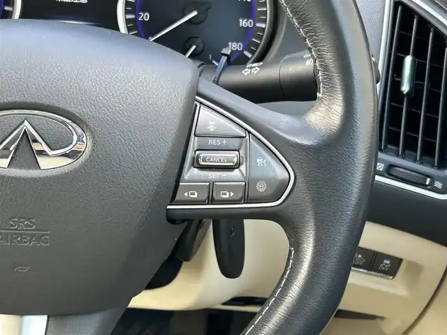 日産 スカイライン ハイブリッド 350GT Type P 秋田県 2014(平26)年 9.5万km クリスタルホワイトパール 4WD/純正ナビ/（CD/DVD/BT/ラジオ）/フルセグTV/全方位カメラ/BOSEスピーカー/プッシュスタート/ステアリングスイッチ/アクティブクルーズコントロール/前席パワーシート/前席シートヒーター/運転席メモリー機能付きシート/前後コーナーセンサー/ビルトインETC/純正フロアマット/ビークルダイナミクスコントロール/車両接近通報装置/ドアバイザー/ドライブモード/Fドライブレコーダー