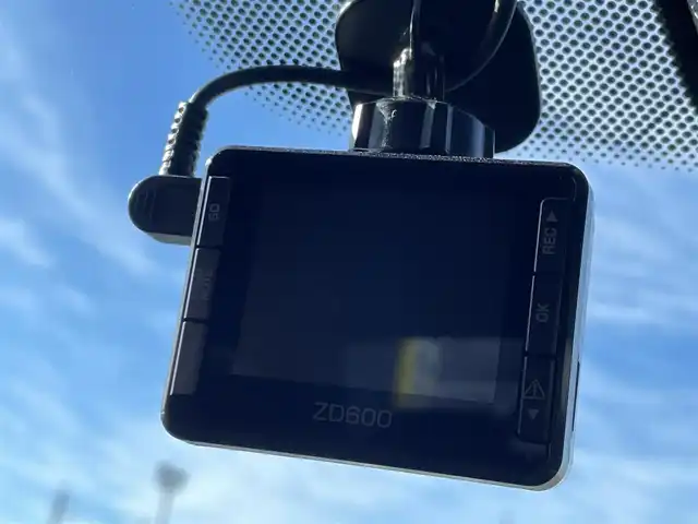 ＢＭＷ ５３０ｅ Mスポーツアイパフォーマンス 愛知県 2017(平29)年 2.5万km ブルーストーン