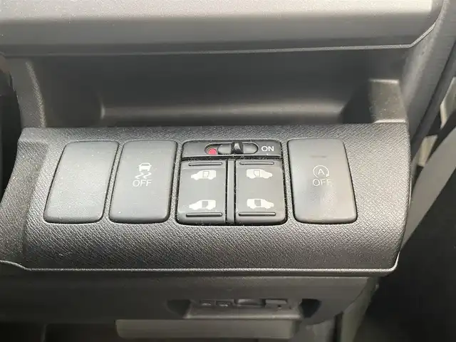 ホンダ ステップワゴン スパーダ Z 大阪府 2012(平24)年 4.7万km ホワイトオーキッドパール ワンオーナー/両側パワースライドドア/純正ナビ ワンセグTV CD DVD/バックカメラ/HIDオートヘッドライト/フォグライト/スマートキー 2個/ETC/パドルシフト/革巻きステアリング/保証書 取説 ナビ取説